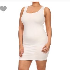 PlusSize Solid Sleeveless Midi Dress